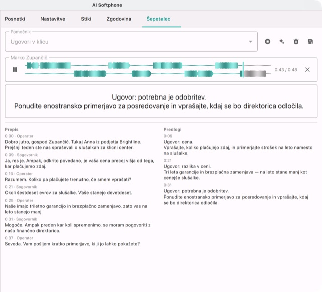 Šepetalec med vajo na prodajnem klicu: levo prepis, desno predlogi, najnovejši ponovljen z velikimi črkami nad njima